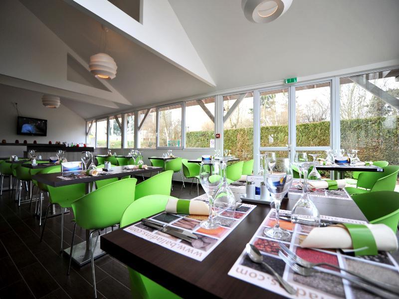 Enzo Hotels Trappes By Kyriad Direct Exterior photo